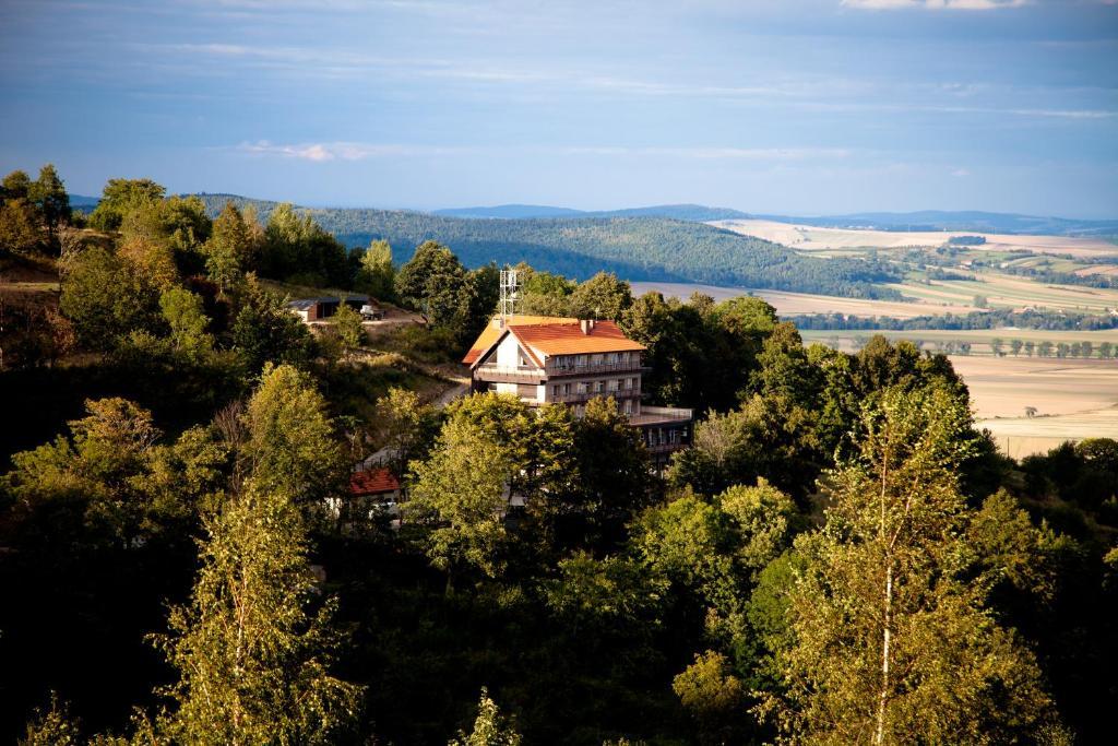 Hotel Srebrna Góra Екстериор снимка