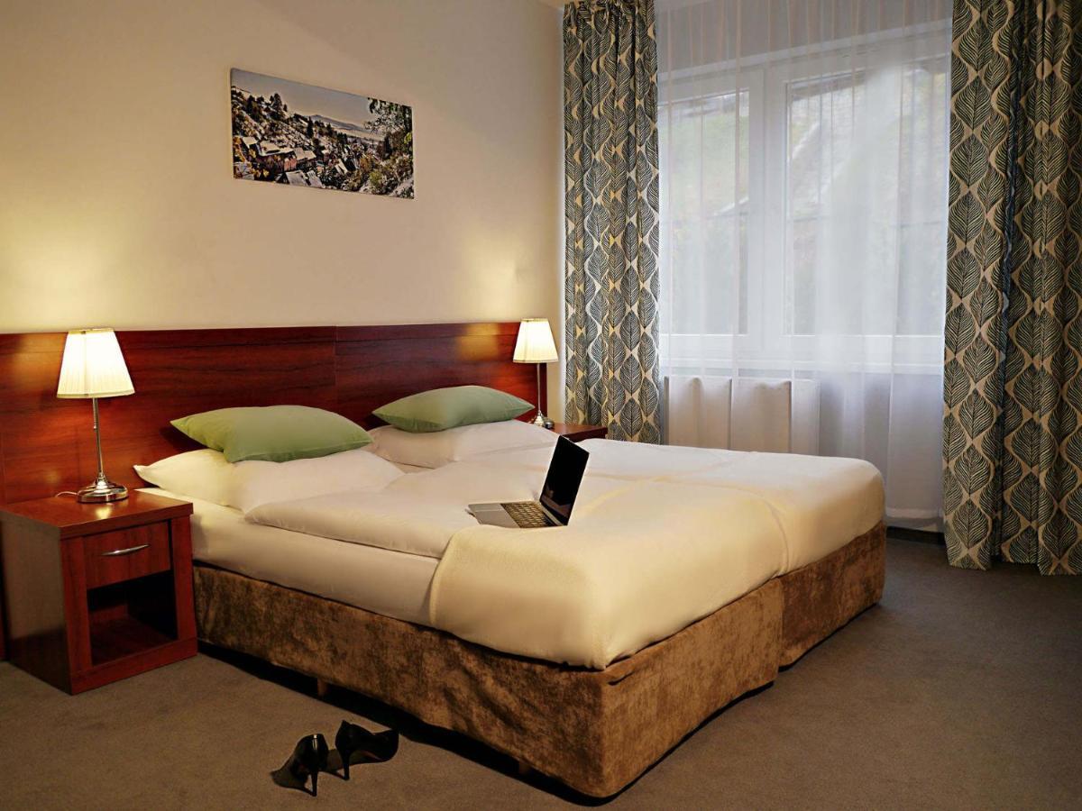 Hotel Srebrna Góra Екстериор снимка